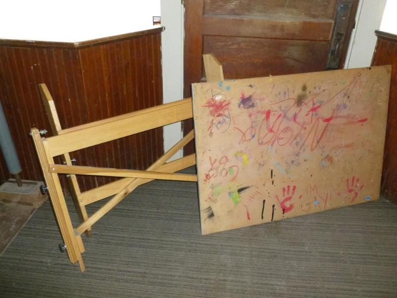 lot 21 image: Heavy duty wooden drafting table th...