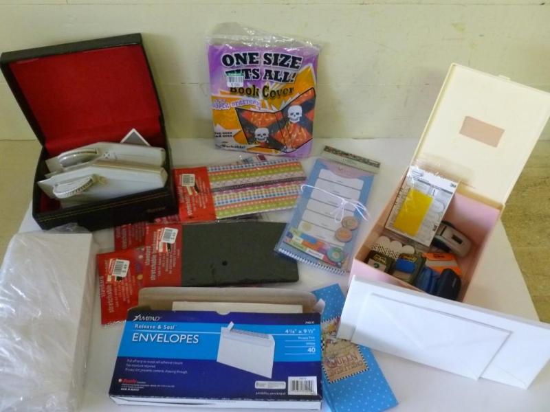 lot 224 image: Large office supply lot that includ...