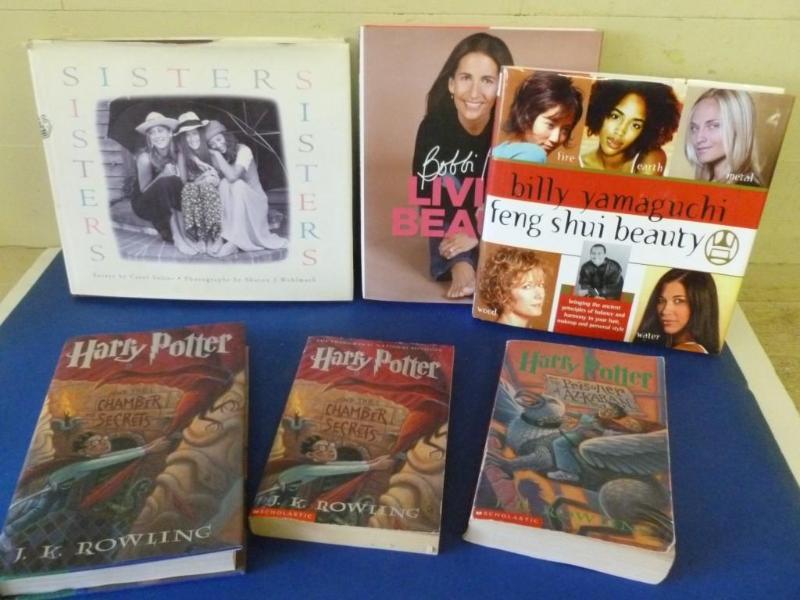 lot 242 image: This lot consists of Harry Potter b...