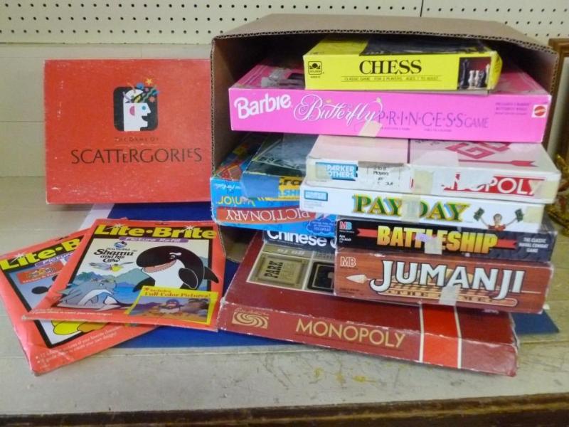 lot 248 image: Large lot of eleven board games tha...