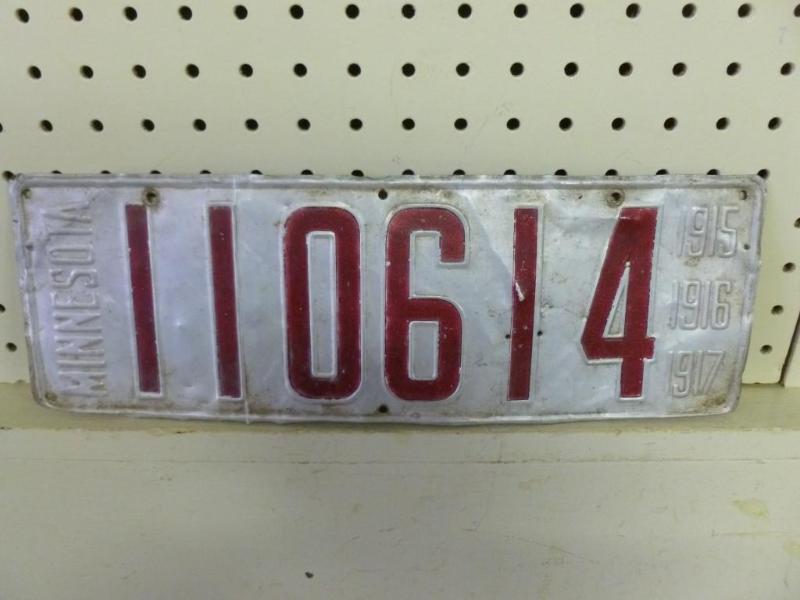 lot 36 image: Antique Minnesota three year alumin...