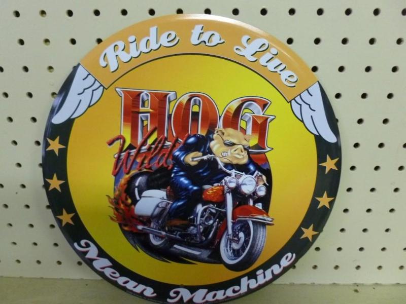 lot 49 image: Hog Wild metal sign that measures 1...
