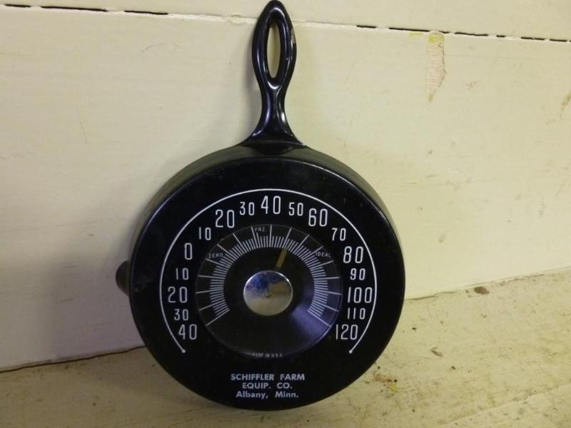lot 60 image: Vintage Schiffler Farm Equipment Co...