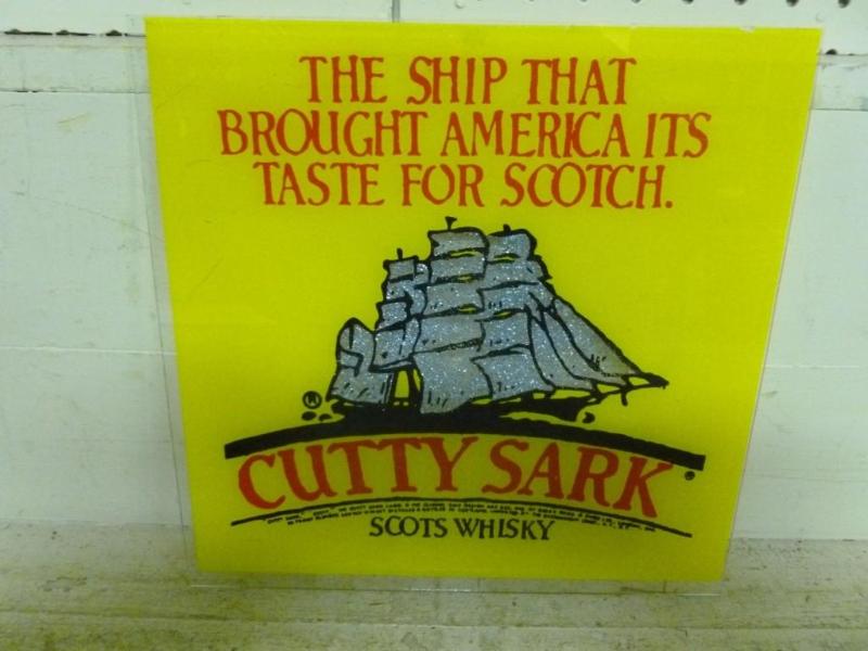 lot 65 image: Collectible Cutty Sark painted glas...
