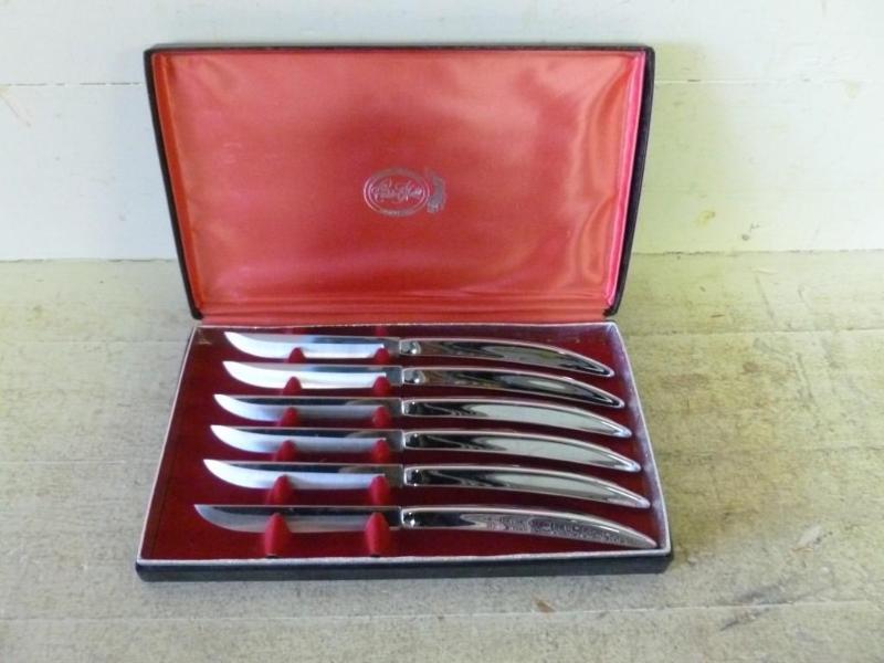 lot 74 image: Vintage Cardel Hall 6 piece stainle...