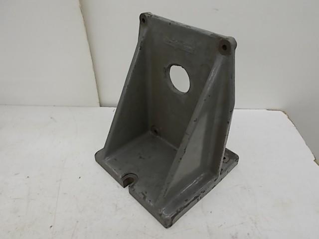 lot 100 image: Bridgeport Angle Plate, 11.5 x 11.5...