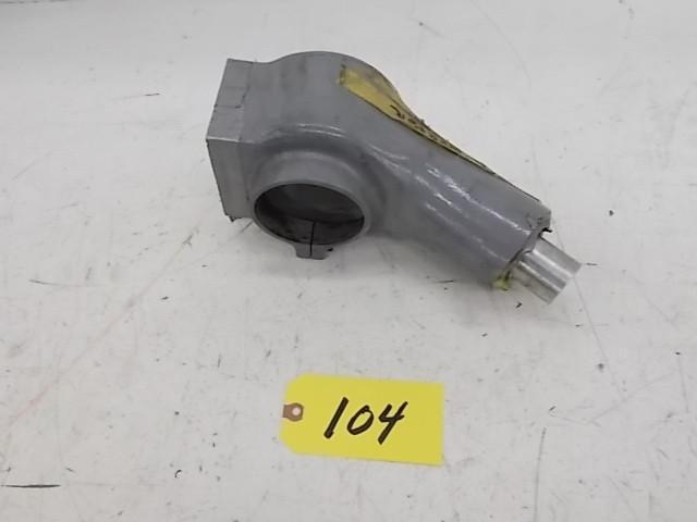 lot 104 image: Milling Machine Dust Collector Hous...