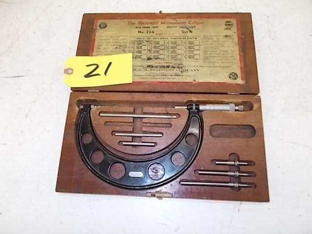 lot 21 image: Starrett 2"-6" Micrometer...
