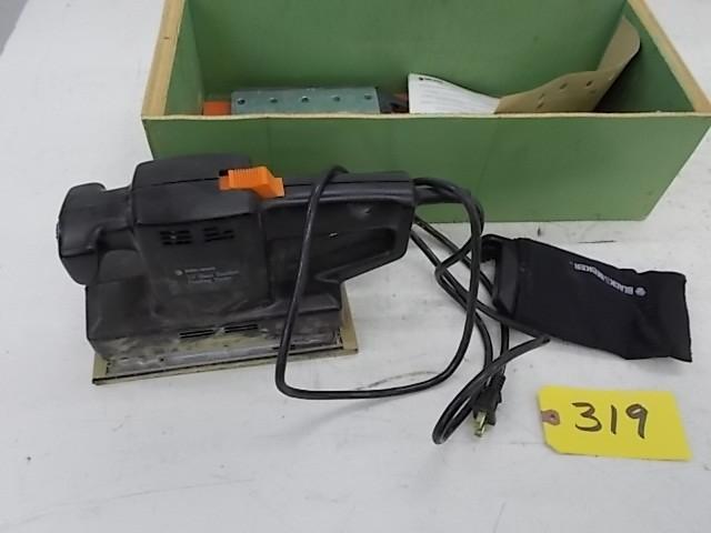 lot 319 image: Black & Decker 12 Sheet Sander...
