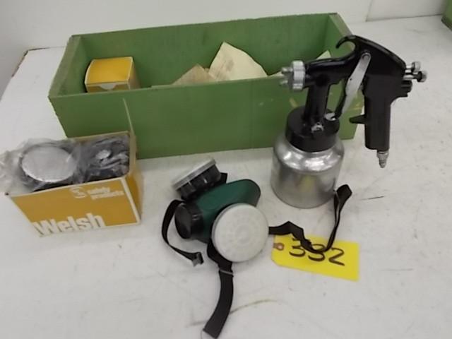 lot 332 image: Speedaire Paint Gun, Respirator, &a...