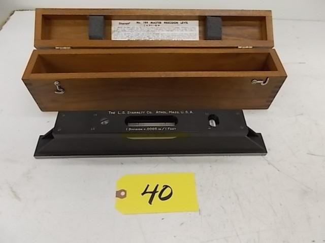 lot 40 image: Starrett #199 15" Master Preci...