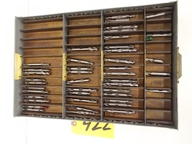 lot 422 image: Asstd End Mills...