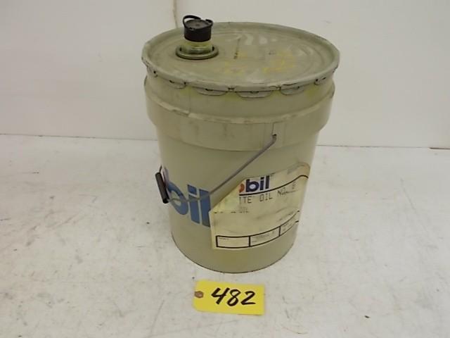 lot 482 image: 5 Gallon Can of Oil (See Pics), App...