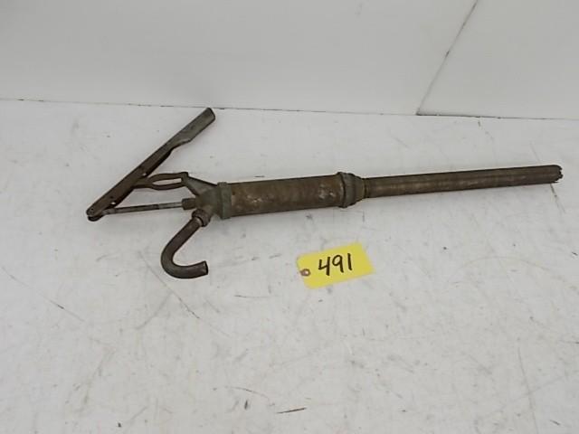 lot 491 image: Barrel Pump...