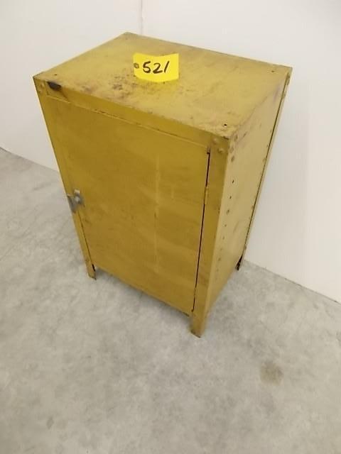 lot 521 image: Cabinet, 21 x 16 x 34...