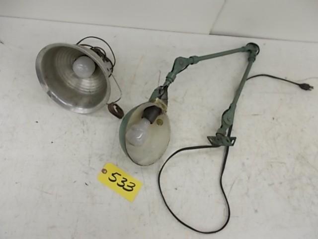 lot 533 image: (2) Asstd Work Lights...
