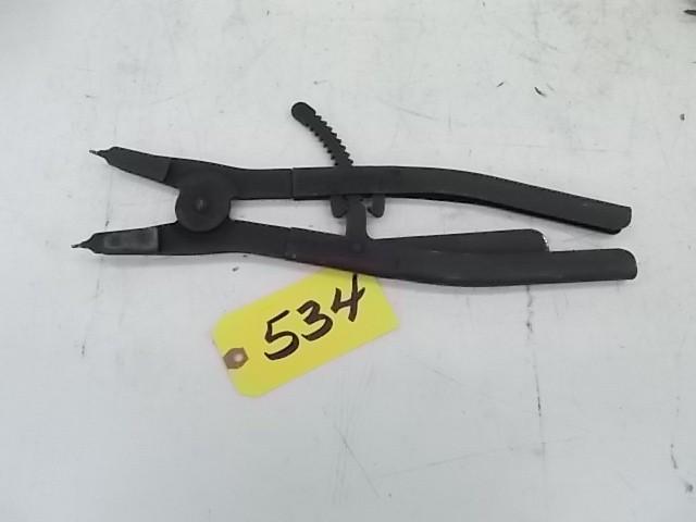 lot 534 image: Industrial Plier P108 Snap Ring Pli...