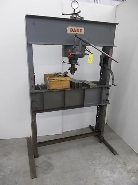 lot 6 image: Dake Model 75H Hydraulic H-Frame Pr...