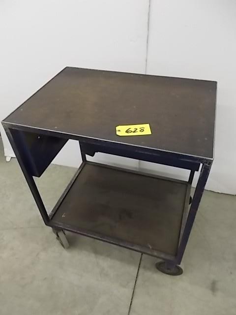 lot 628 image: Shop Cart, 31 x 22...