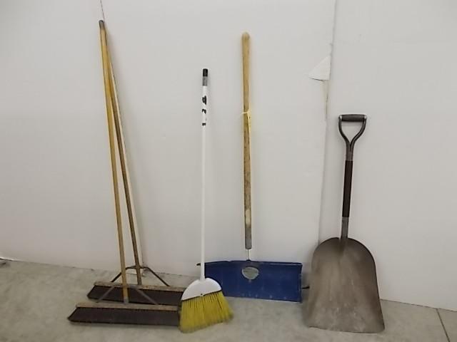 lot 641 image: (3) Brooms & (2) Shovels...