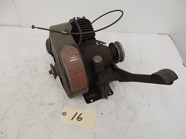 lot 16 image: Iron Horse Model X417 Gasoline Engi...