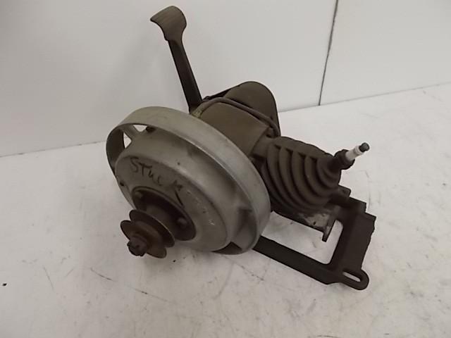 lot 2 image: Maytag Gas Engine, Stuck...