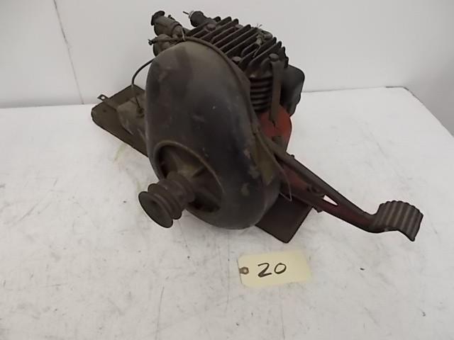 lot 20 image: Montgomery Ward Model E2 Gasoline E...
