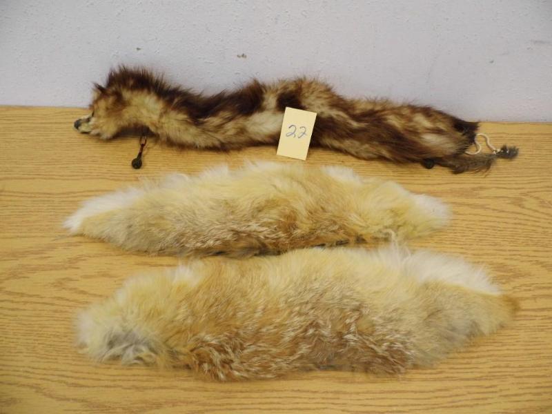 3 Furs