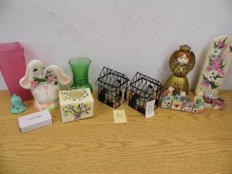 Decorating Items with Dog Houses