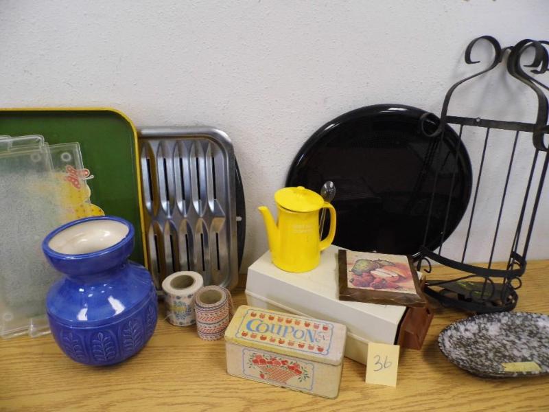 Decorating Items with Broiler Pan