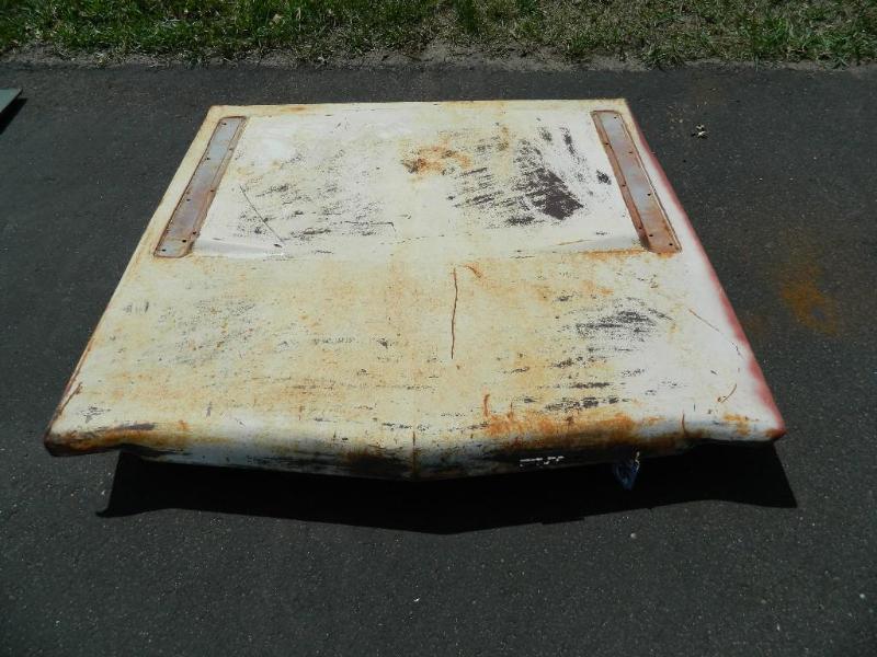 lot 116 image: Hood for &quotPlymouth GTX" P...