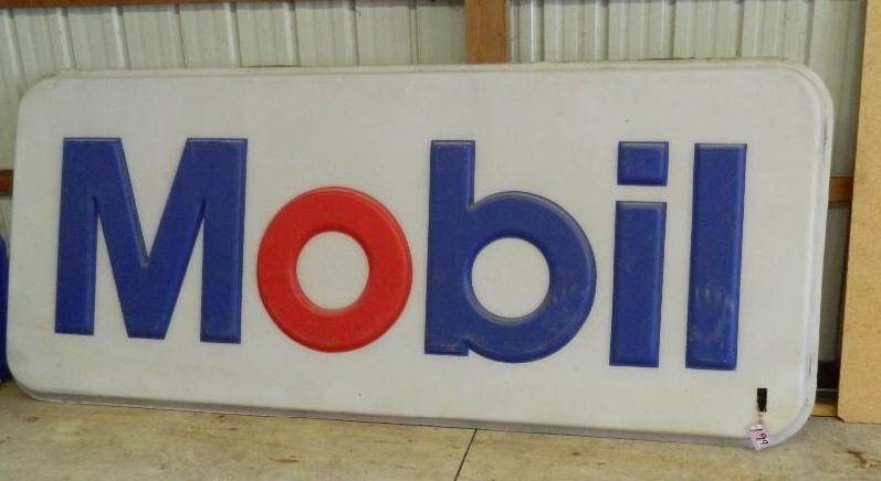 lot 197 image: Mobile Sign Face (115" x 48&qu...