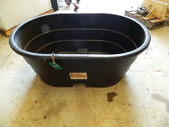 lot 232 image: DuraFlex 100 Gallon Stock Tank with...