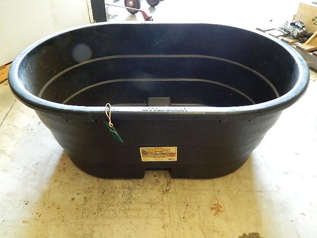 lot 233 image: DuraFlex 100 Gallon Stock Tank with...