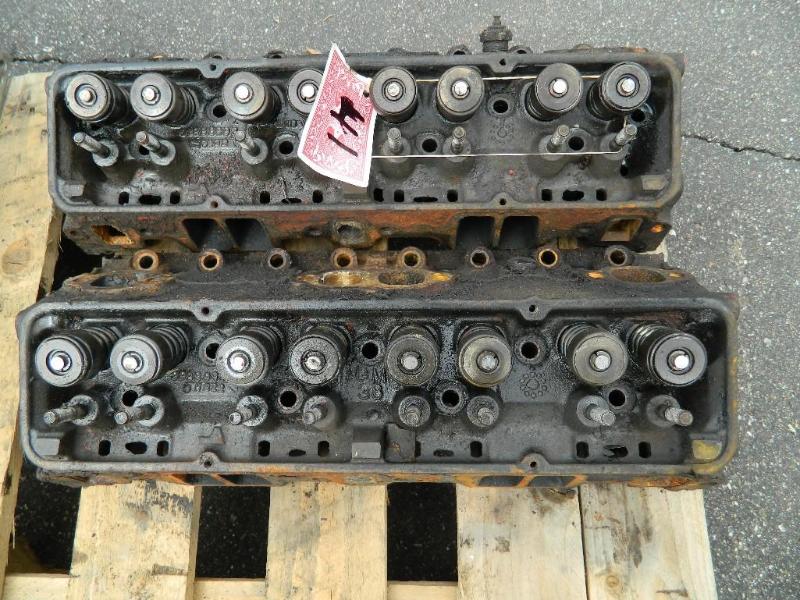 lot 41 image: Pair of GM-38  GM-16 V8 Heads. Dat...