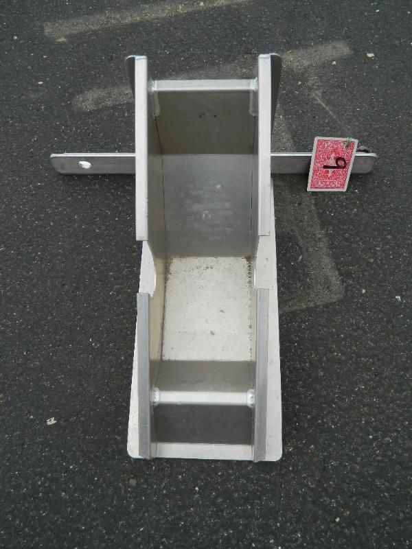 lot 9 image: Pair of Pit Pal Motorcycle Stands ...