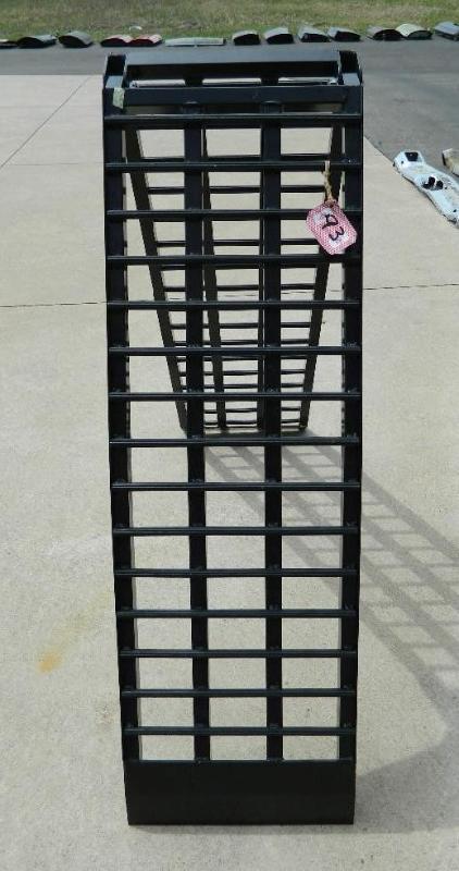 lot 93 image: Like New Folding 9 FT Motorcycle ra...