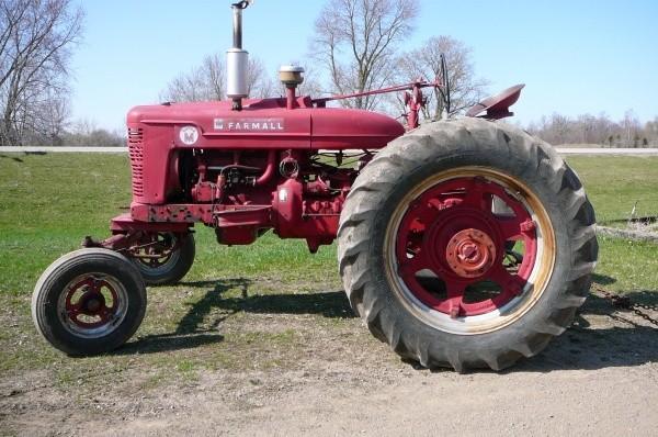 Super M Farmall Tractor Vin # 37225...