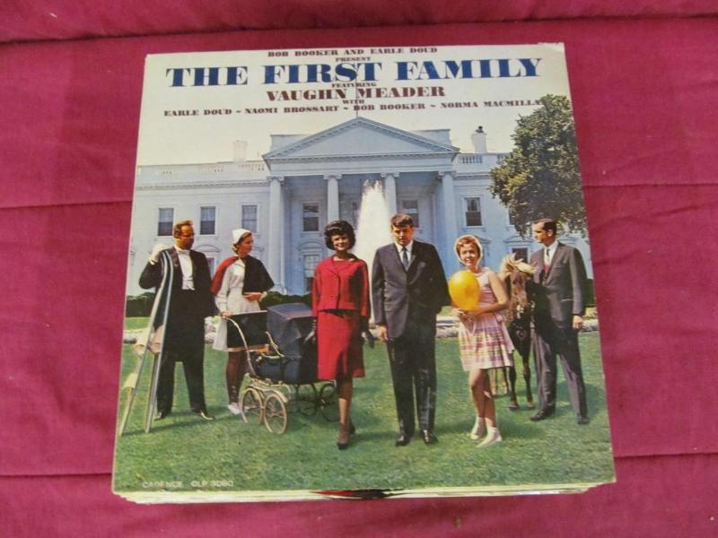 Large Collection of LP Albums - Gle...