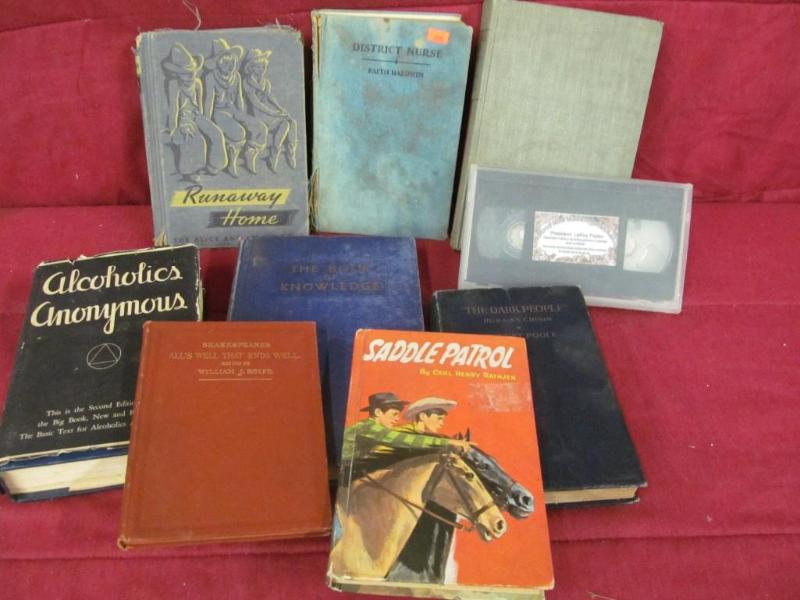 Book of Knowledge, The Dark People,...