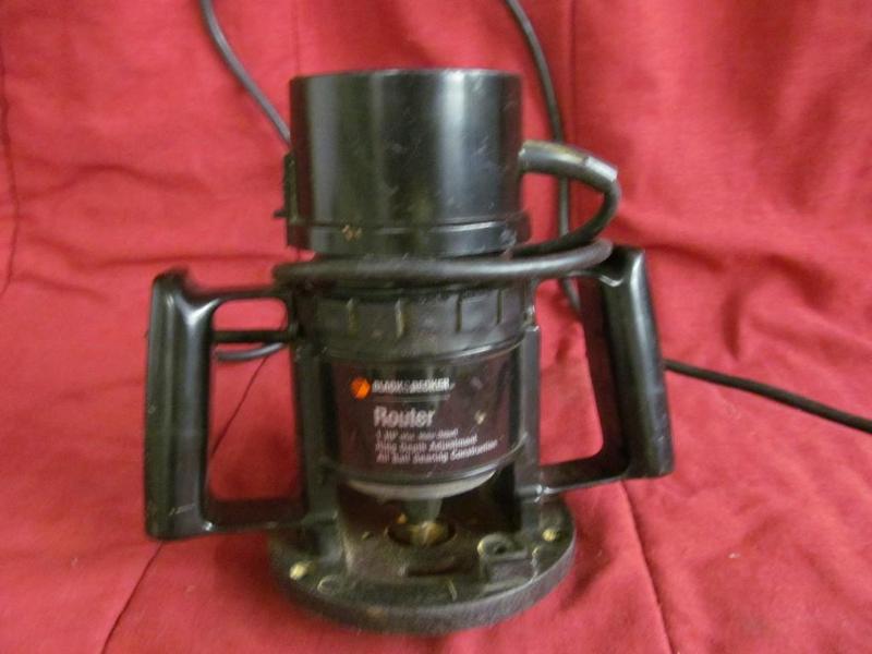 Black and Decker Router...
