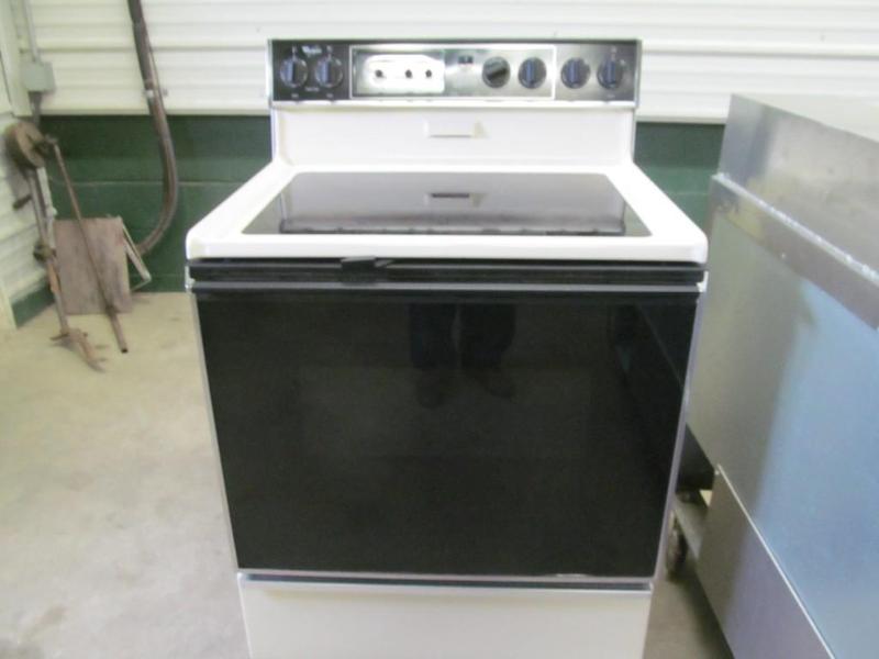 Whirlpool Glass Top Range - Clean a...