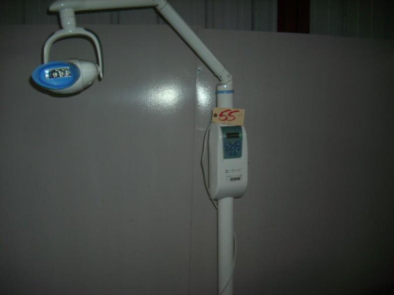 Ibrite LED teeth whitening unit...