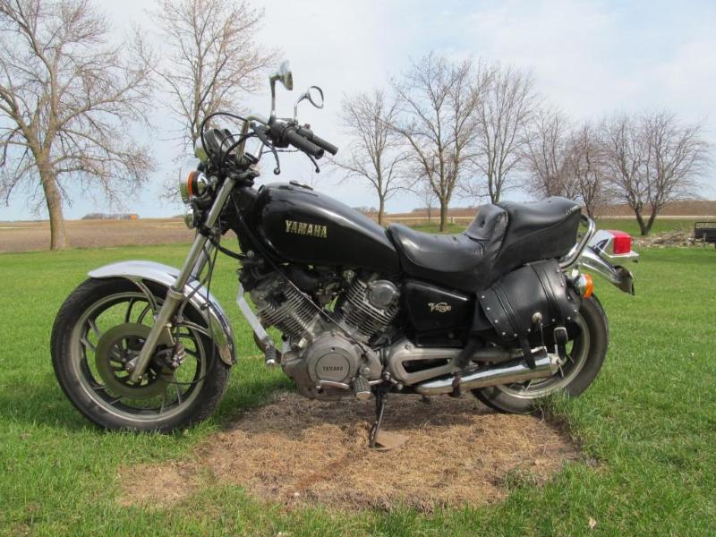 Year 1982 Make Yamaha Model XV75...