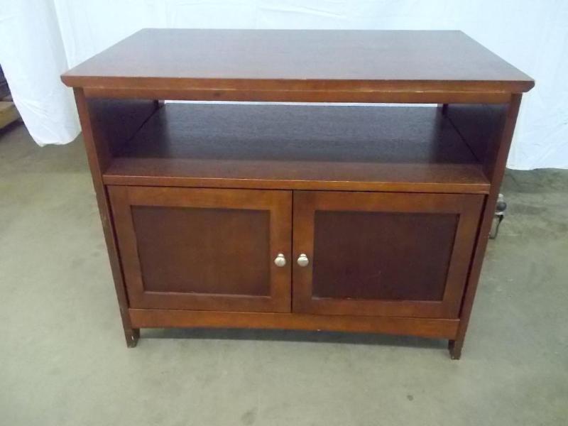 Small media cabinet, with 2 doors a...