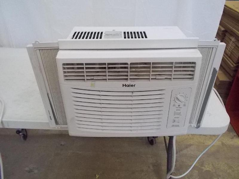 Haier room air conditioner, model H...
