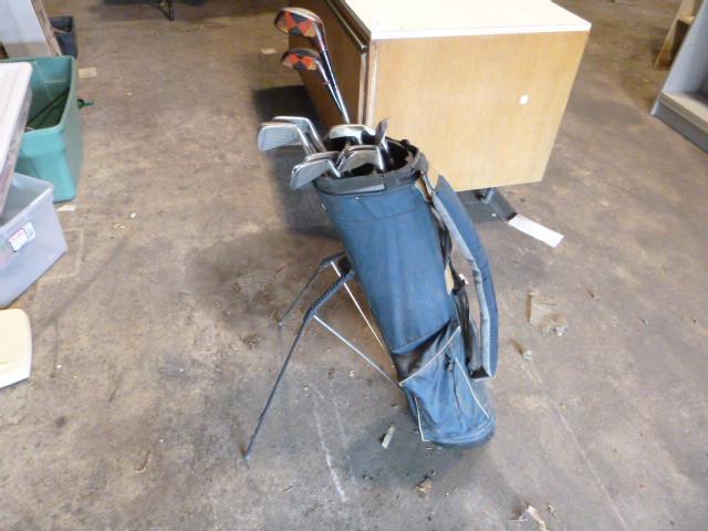 Golf Bak with Left Hand Clubs 2 Dri...