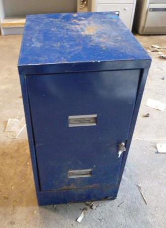 2 Drawer File Cabinet...