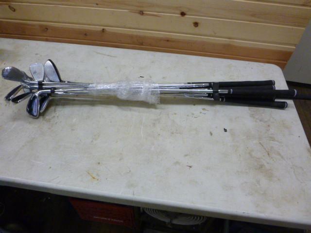 Tour Logic Golf Clubs Right handed,...