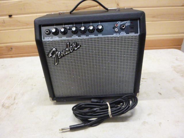 Fender Frontman 15 G Amp 35 watt, T...
